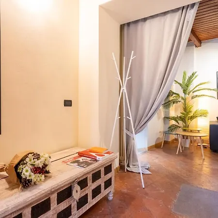 San Fedele - Historical Center By Rent *
